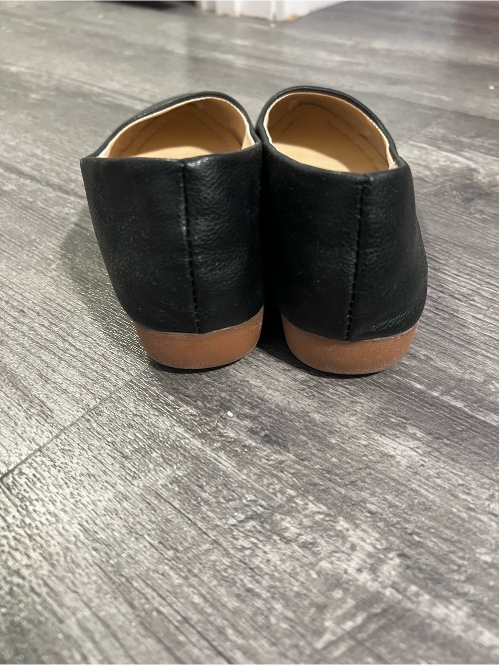 Classic Black Women's Ballet Flats - Picture 2 of 4